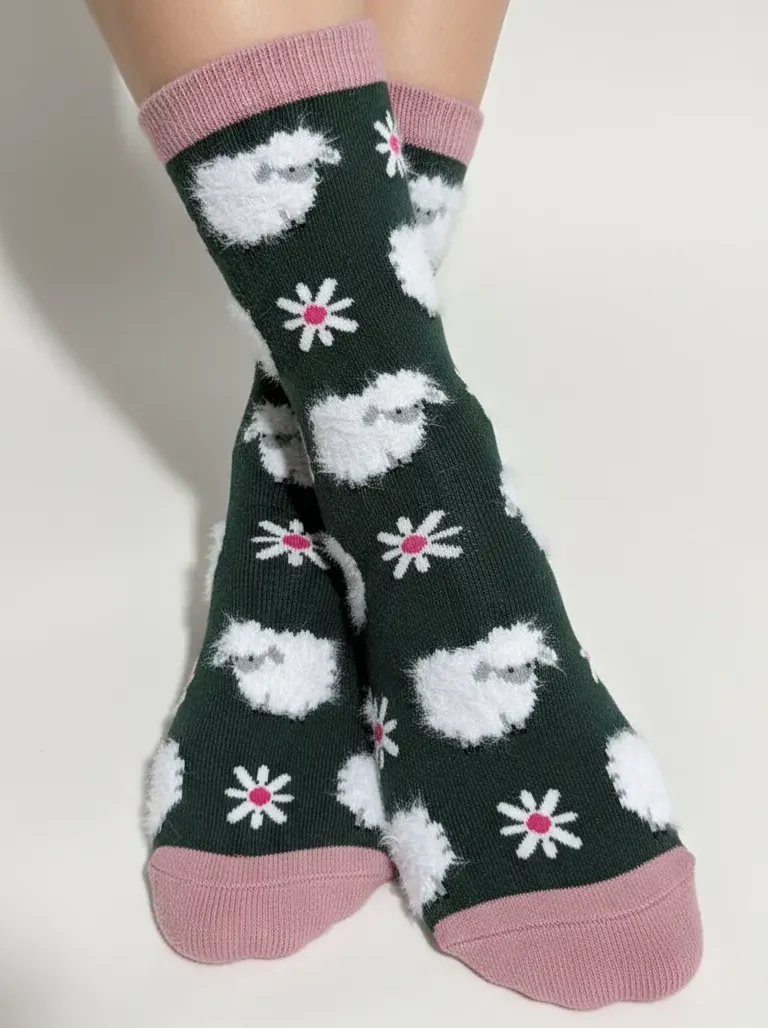 Kadın Pamuklu Figürlü Çiçekli Tüylü Yeşil