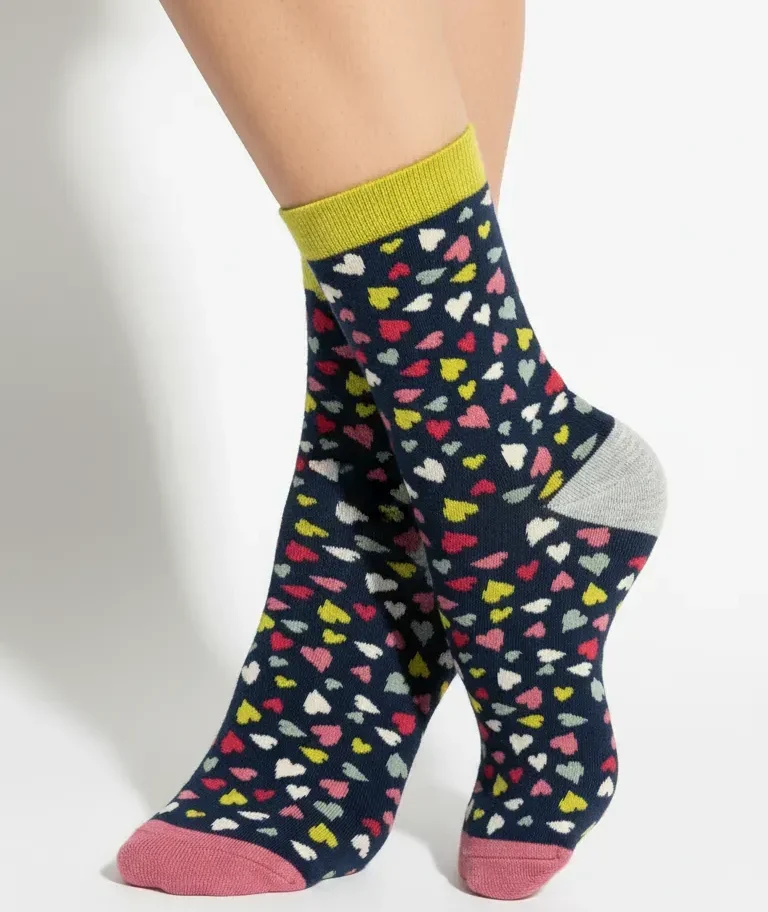 Kadın Pamuklu Desenli Renkli Kalpli