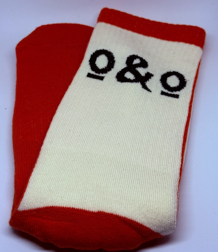 Düz Renkli Tasarım Dolgulu Kalın Pamuklu Çorap