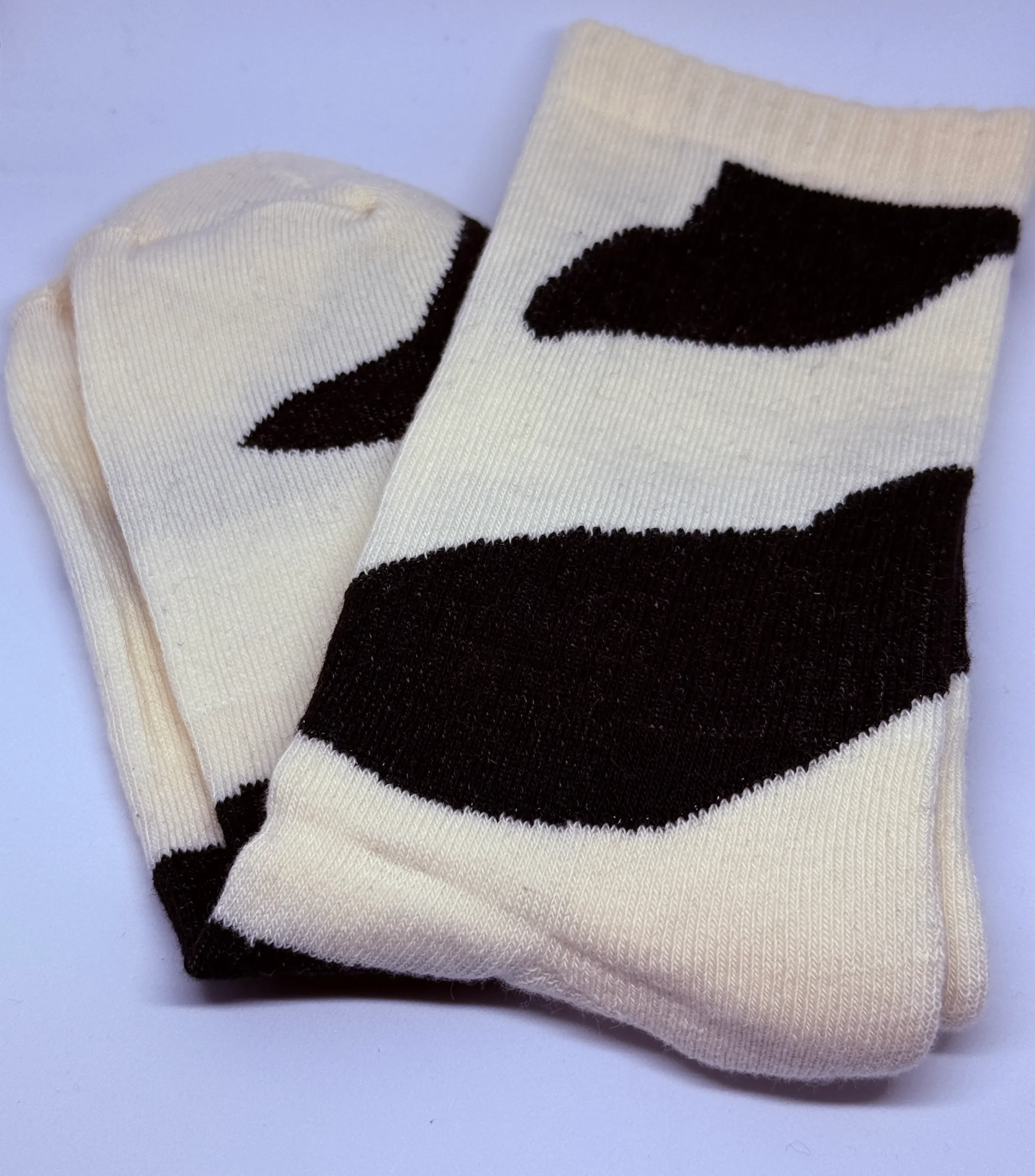 Yumuşak Dokulu Zebra Desenli Taban Dolgulu Kalın Tasarım Çorap