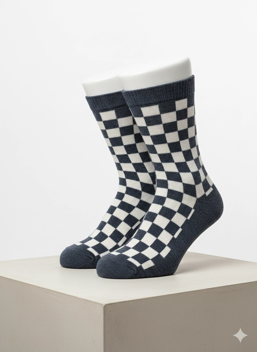 Ekose Desenli Renkli Tasarım Dolgulu Kalın Pamuklu Çorap